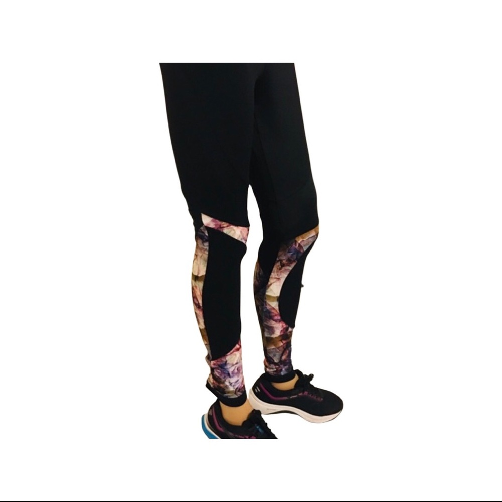 NWT Women’s Leggings-Zobha  Ember Contrast Small